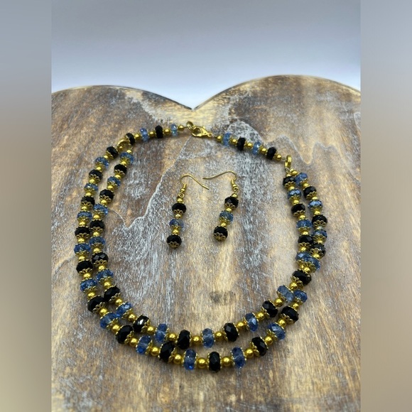 Necklace and Earrings Set Blue and Black Sparkling Beads Gold Tone Layered - Picture 4 of 14